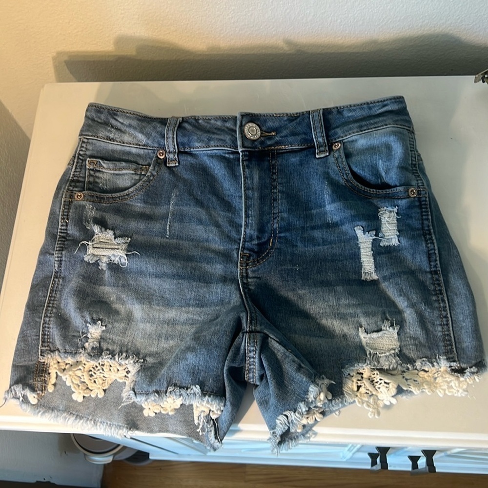 Maurice's Jean Shorts Flower Design Size 2